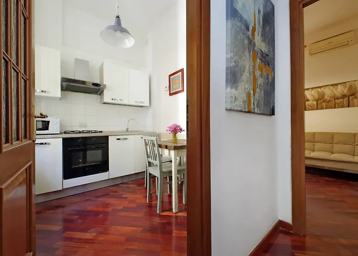 Appartement 1 Bd With Balcony San Giovanni By Halldis